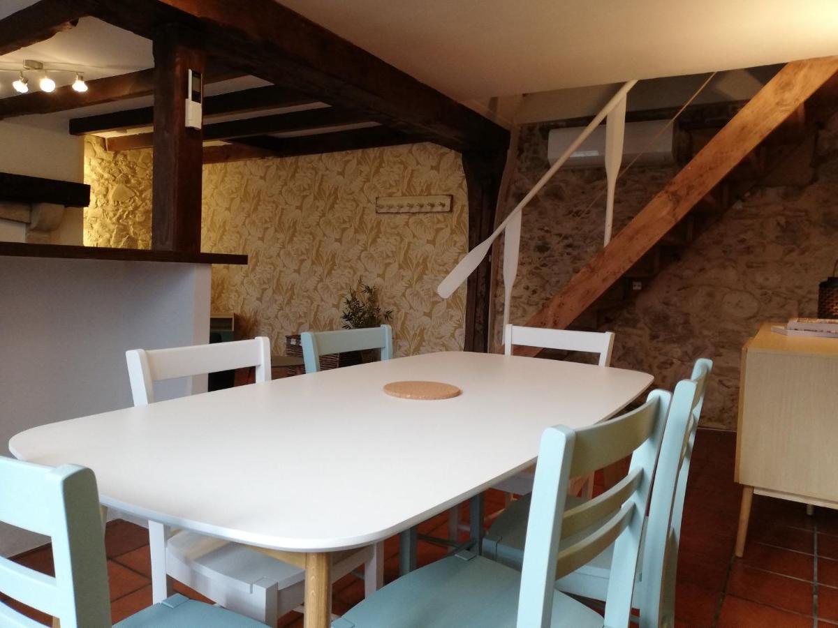 Maison Normande Proche De La Mer Et Des Commodites Quettehou Exterior foto