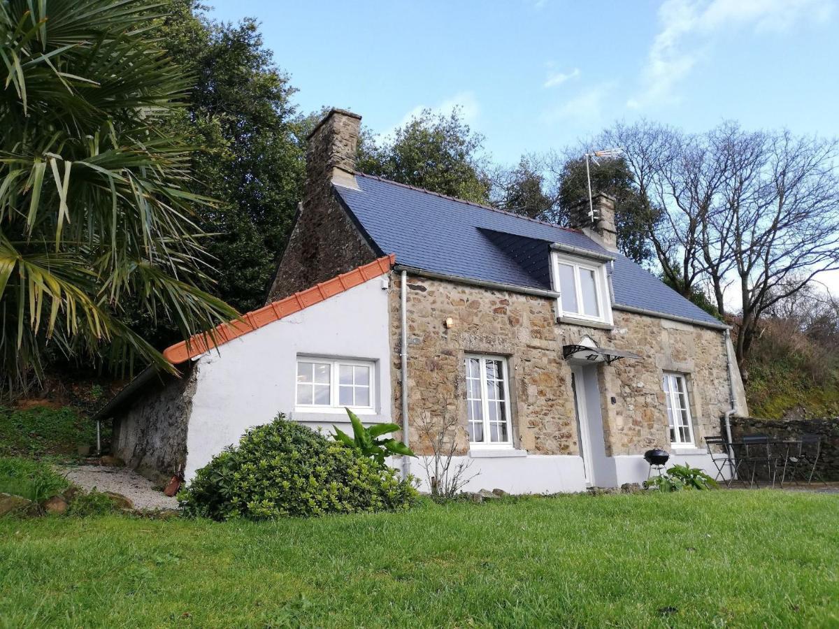 Maison Normande Proche De La Mer Et Des Commodites Quettehou Exterior foto